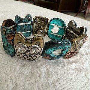 Owl mutlimetal color stretch bracelet